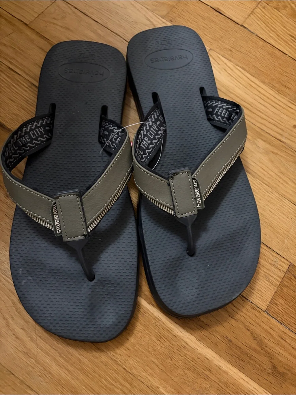 Havaianas Men's Dark Gray and Olive Green Flip Flops